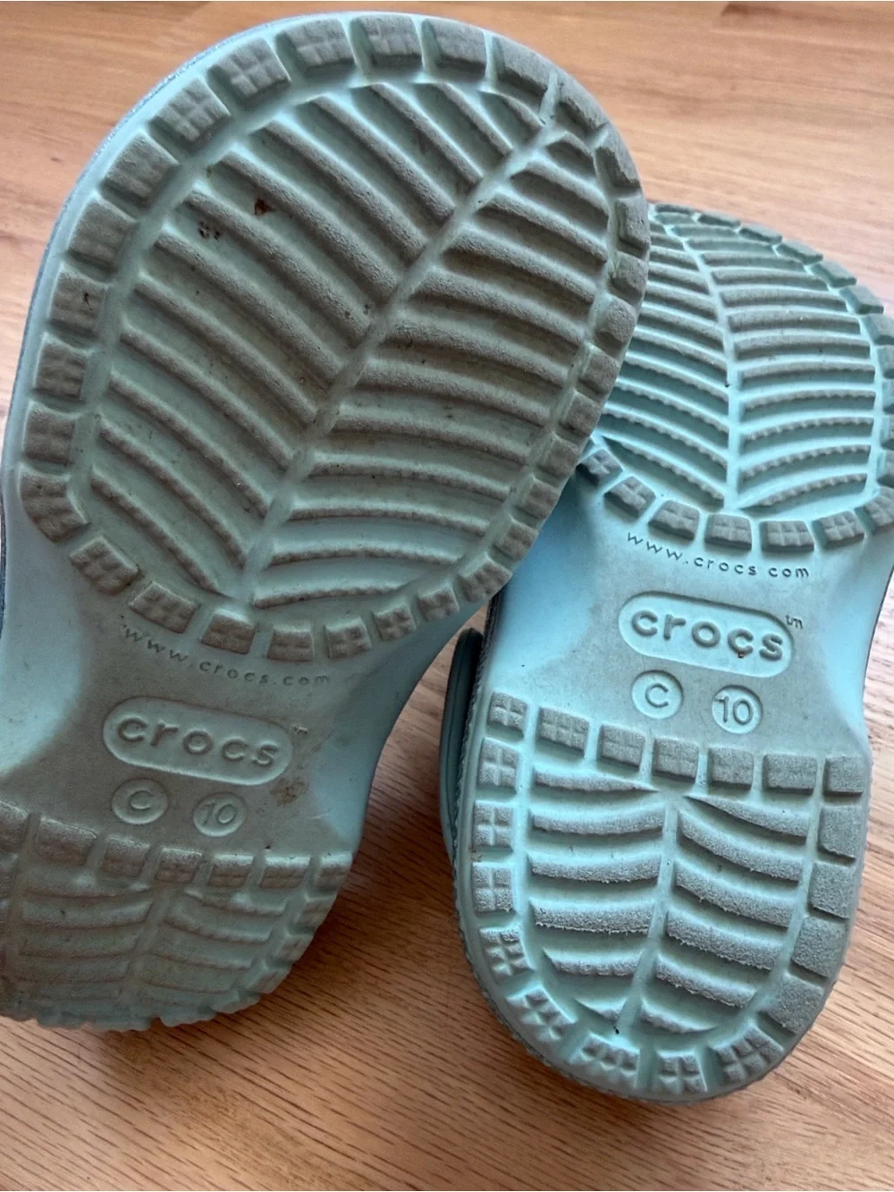 CROCS Kids Glitter Clog - Aqua Blue girls size 10